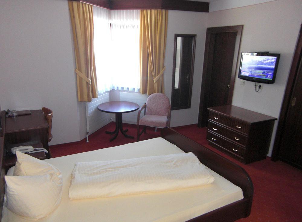 Hotel Sonnenuhr Kramsach Εξωτερικό φωτογραφία
