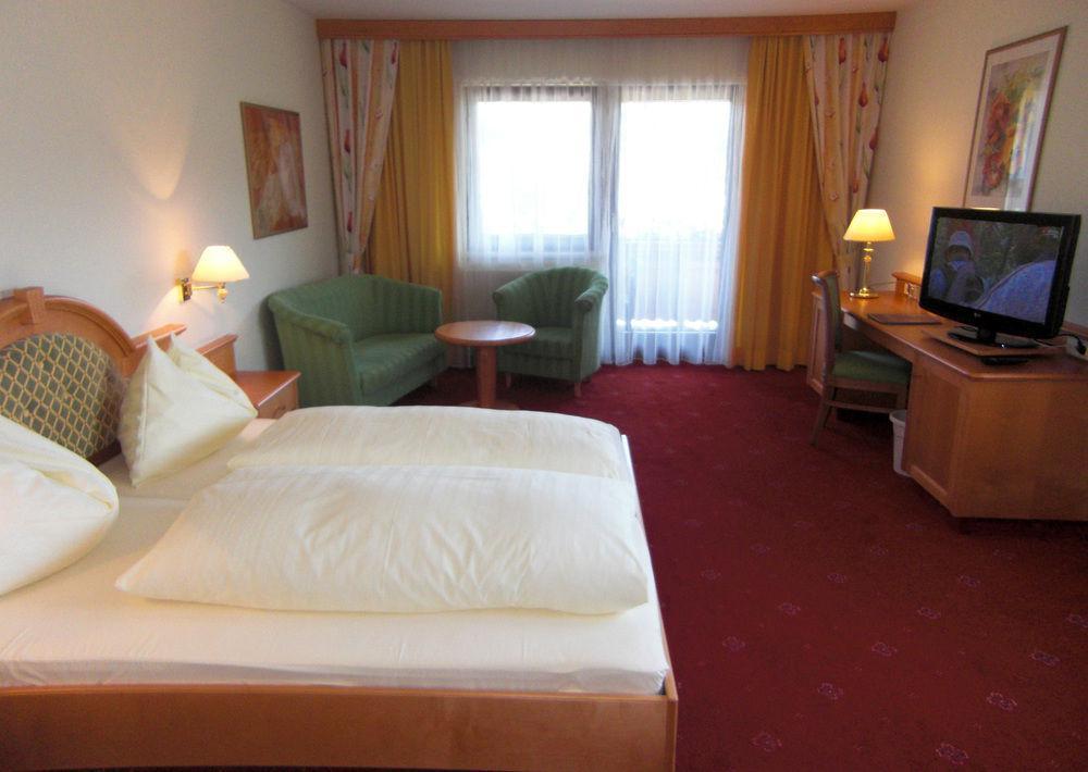 Hotel Sonnenuhr Kramsach Εξωτερικό φωτογραφία