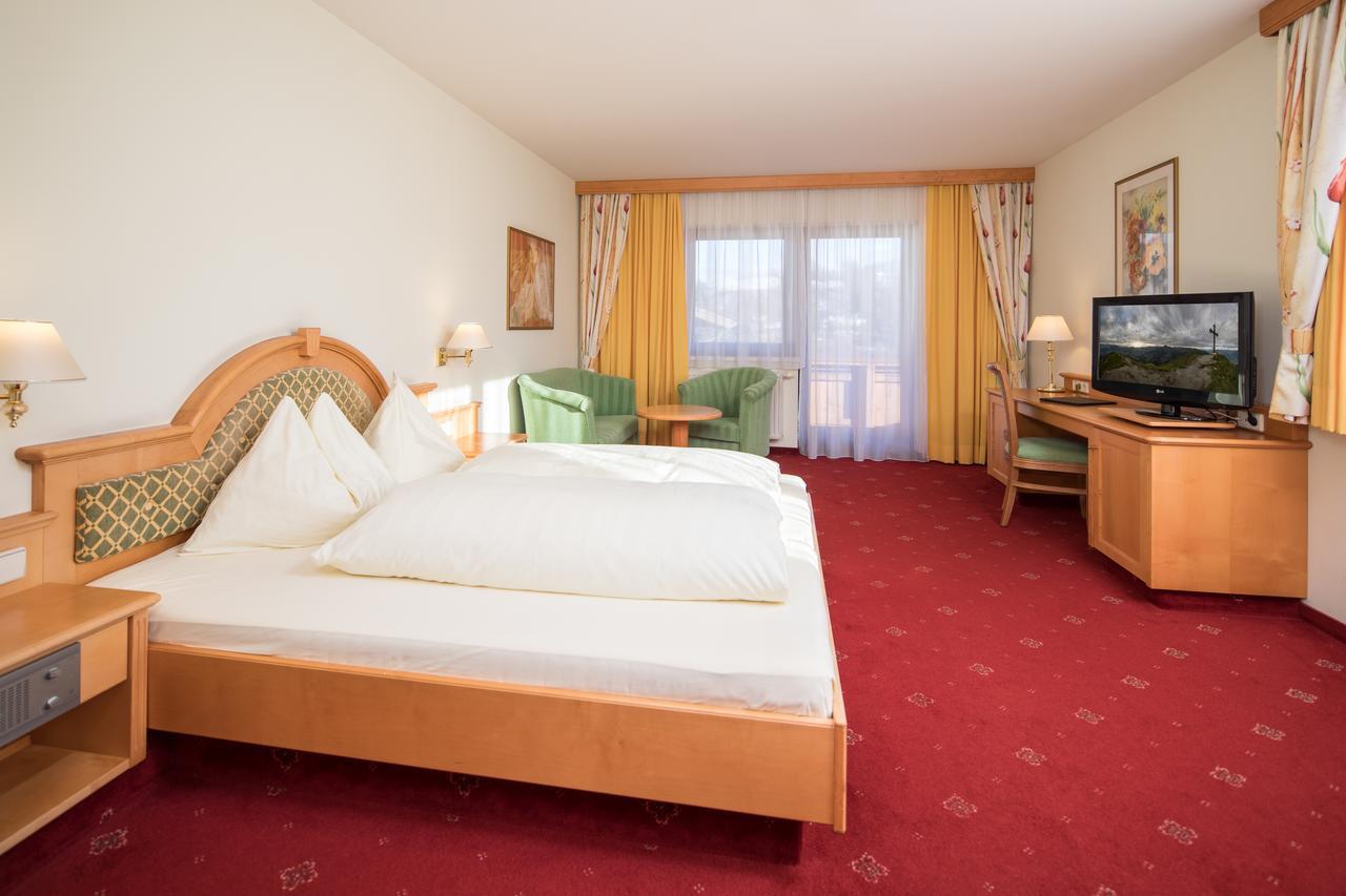 Hotel Sonnenuhr Kramsach Εξωτερικό φωτογραφία