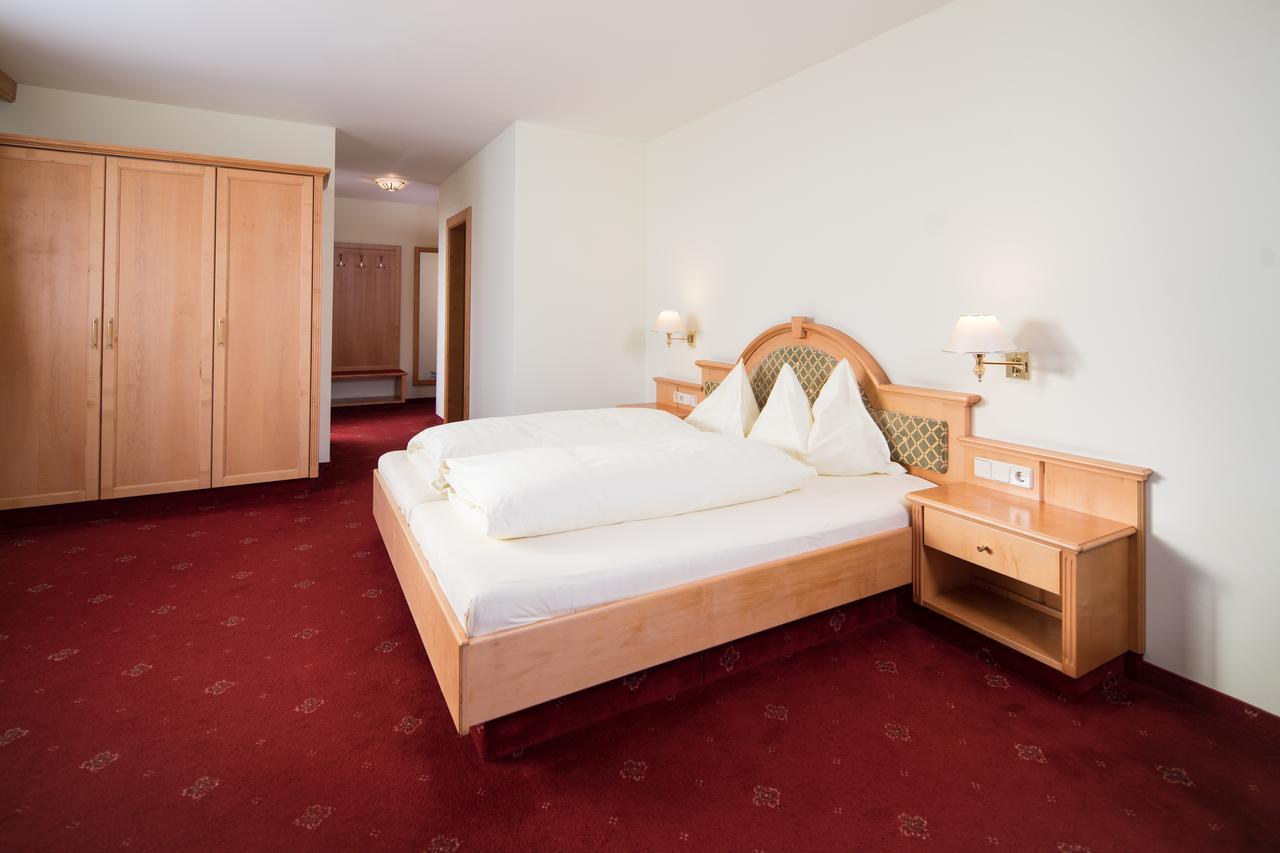 Hotel Sonnenuhr Kramsach Εξωτερικό φωτογραφία